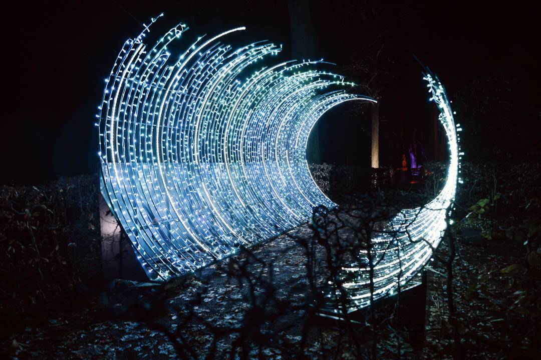 LUMAGICA Lichterparks verzaubert mit Installationen der besonderen Art - wie der Lichtertunnel von LUMAGICA Lichtenwalde